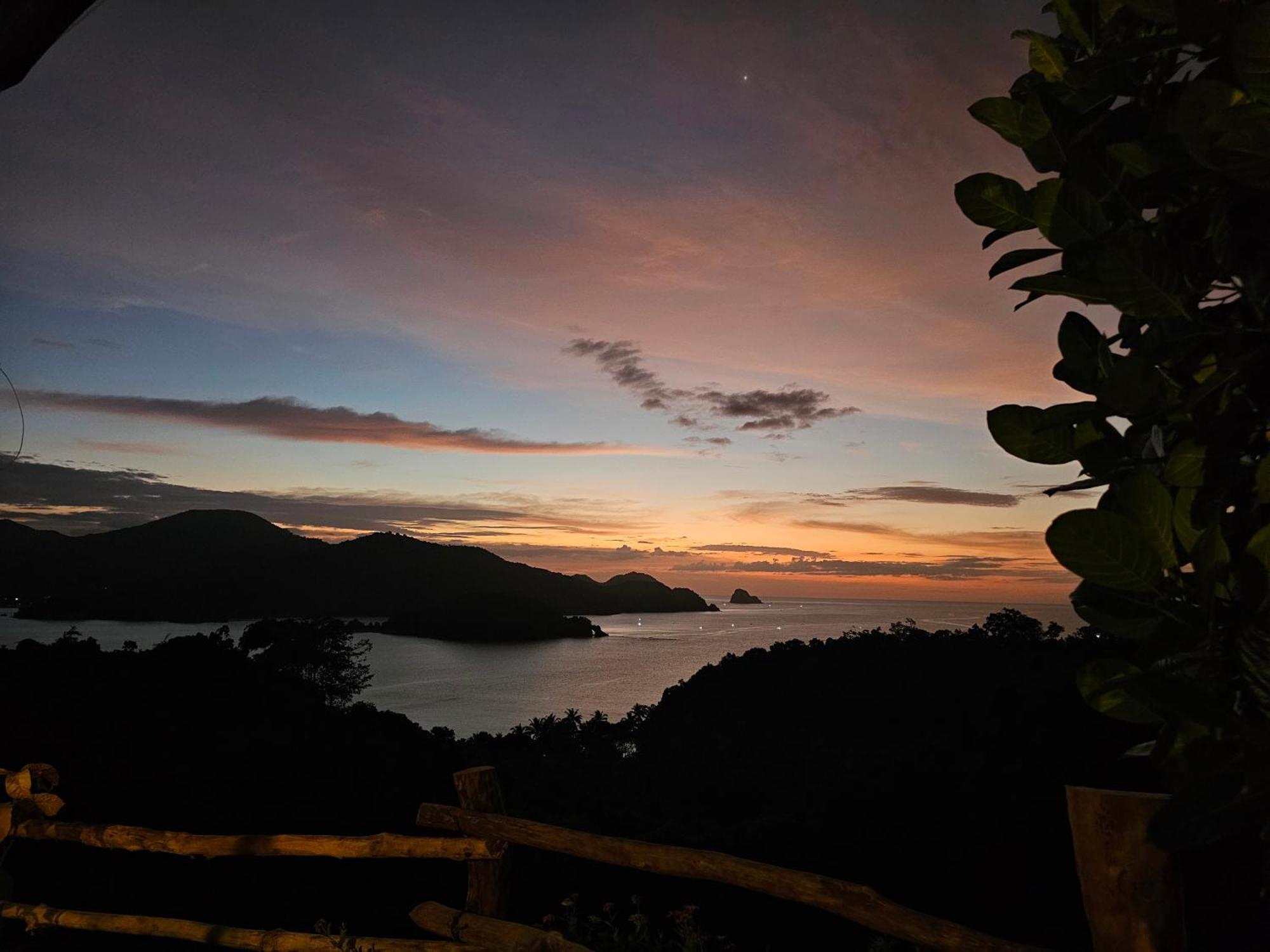 Dk2 Resort - Hidden Natural Beach Spot - Direct Tours & Fast Internet Эль-Нидо Экстерьер фото